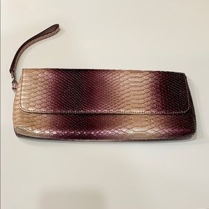 Beautiful wristlet purse